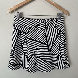 Title Nine Skort Small Geometric Stripe Buttah Skort Tennis Pickleball Golf